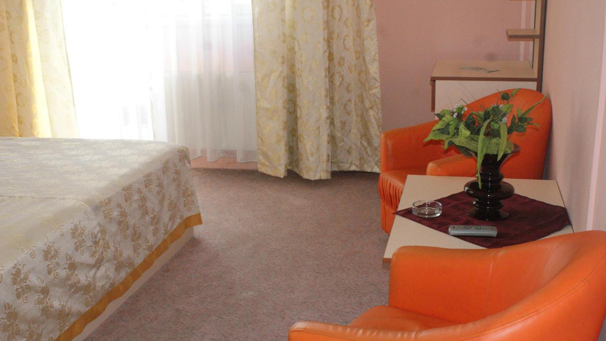 Ada - Otoka Hotel 3*