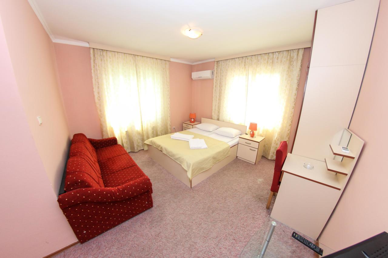 Ada - Otoka Hotel 3*
